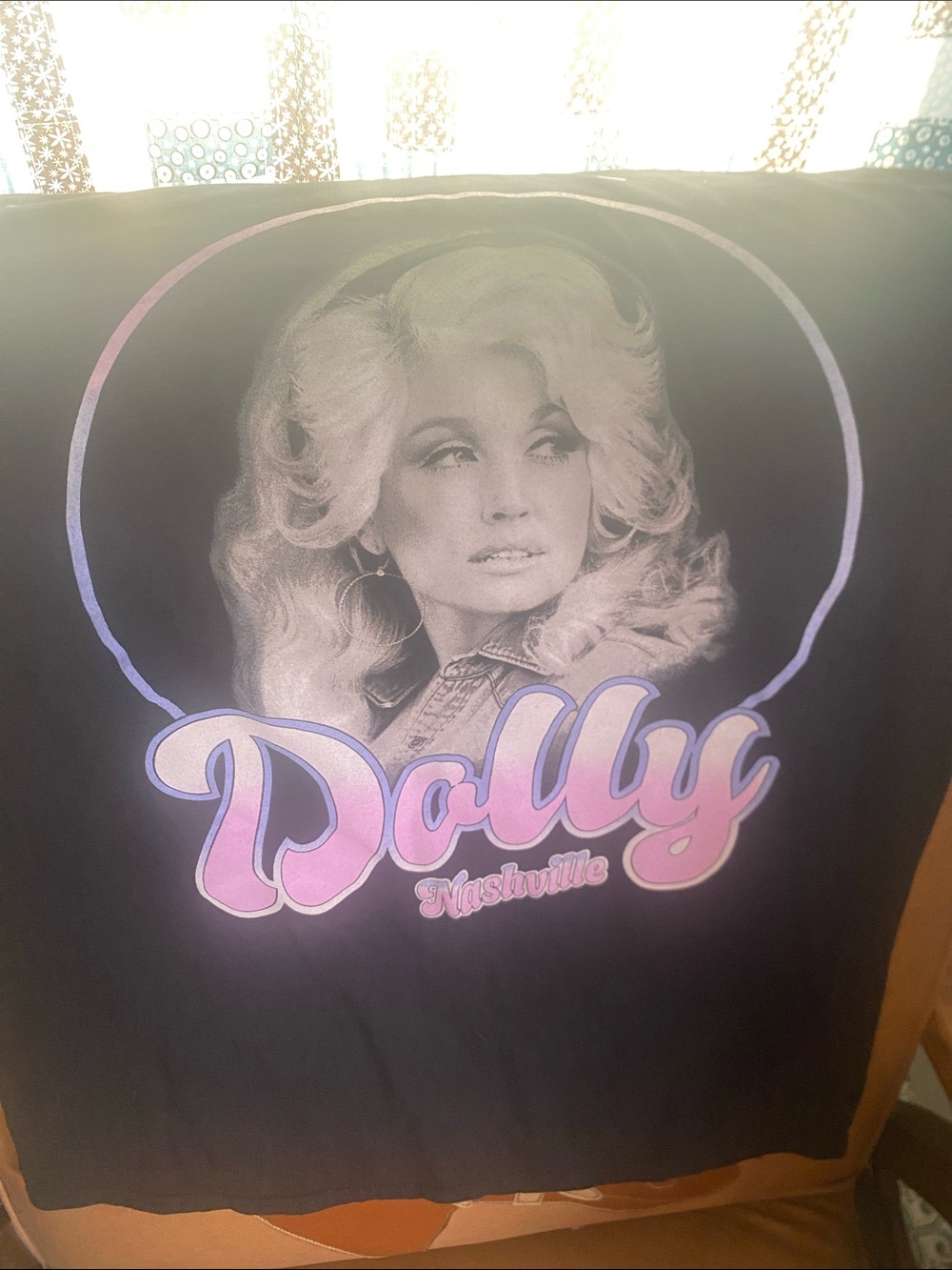 Dolly Nashville Black Short-Sleeve Graphic Tee